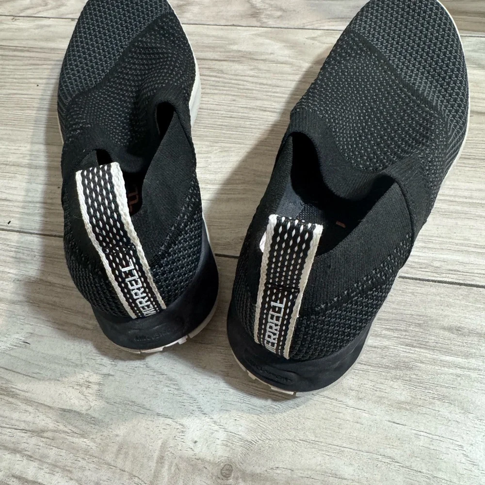 MERRELL Black Slip-On‎ Sneakers